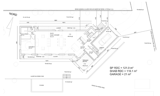 Plan du rez-de-chaussée d'une maison individuelle contemporaine à Montmeyan
